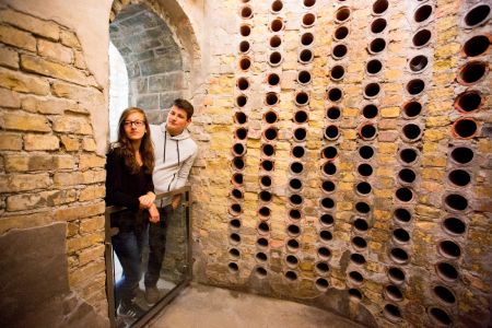 Im Kreismuseum Wewelsburg kann der von KZ-Häftlingen errichtete Weinkeller besichtigt werden. (Foto: Lina Loos für das Kreismuseum Wewelsburg)